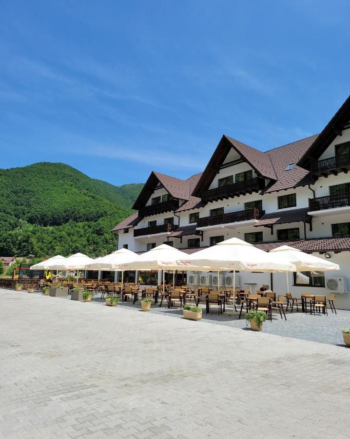 Nedei Hotel&Spa Transalpina Martinie Exterior foto